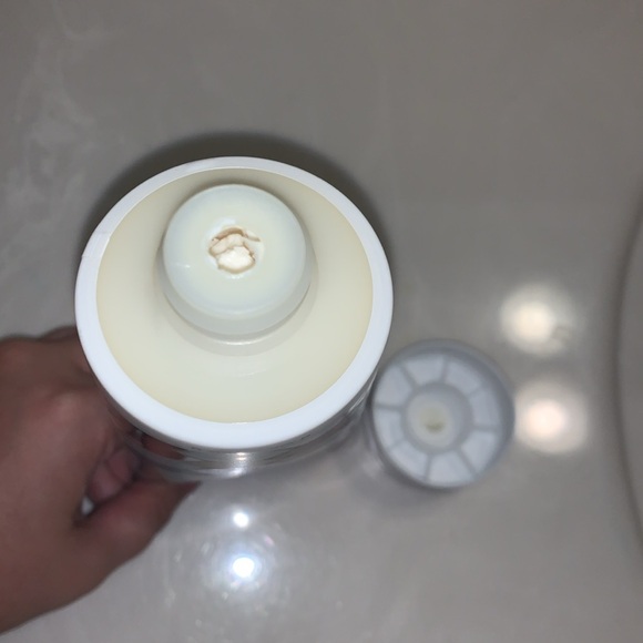 Bath & Body Works Body Cream: Love Always Wins (~7.0-7.5 oz) - Picture 4 of 4